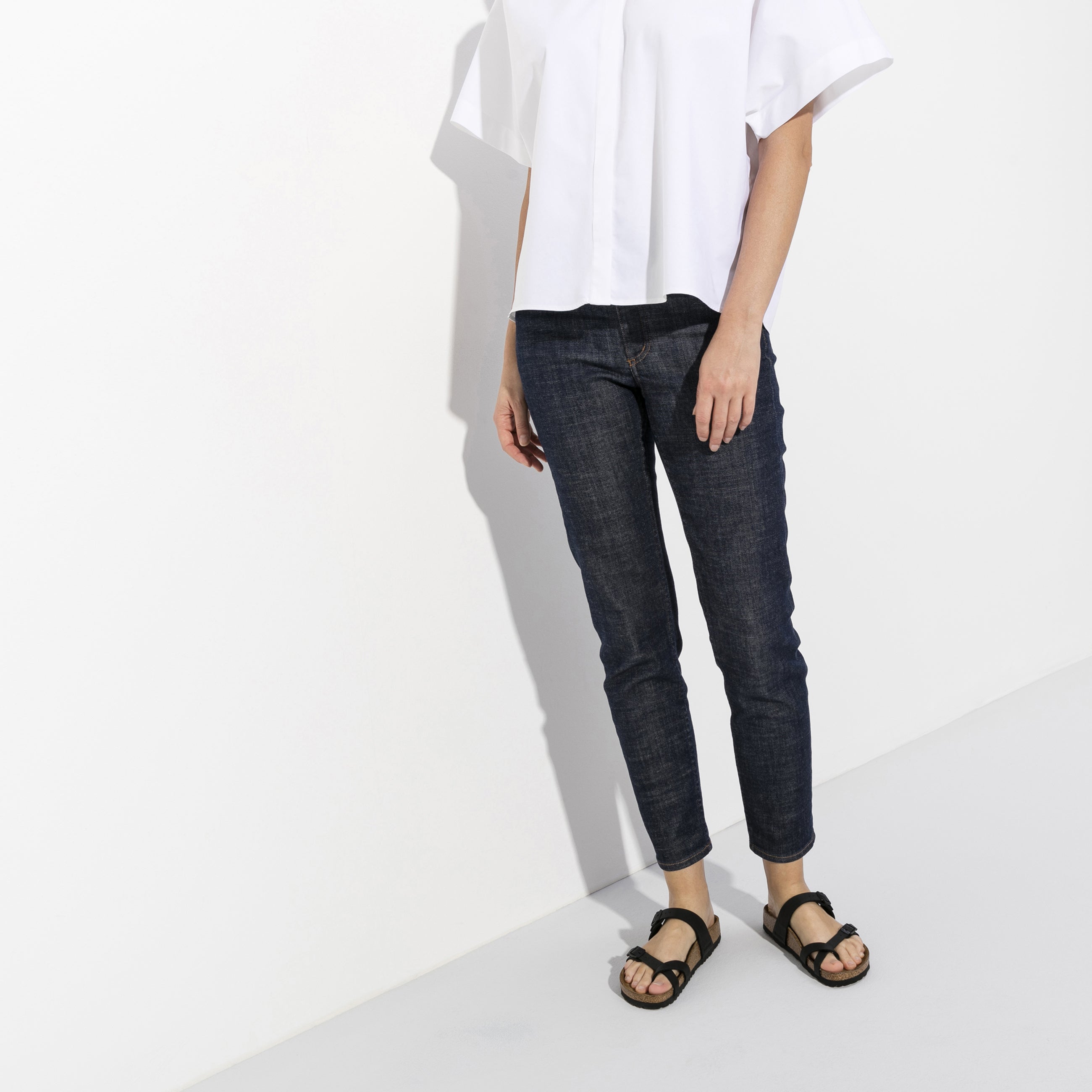 mayari-black-birko-flor-detail-1-071793-071791