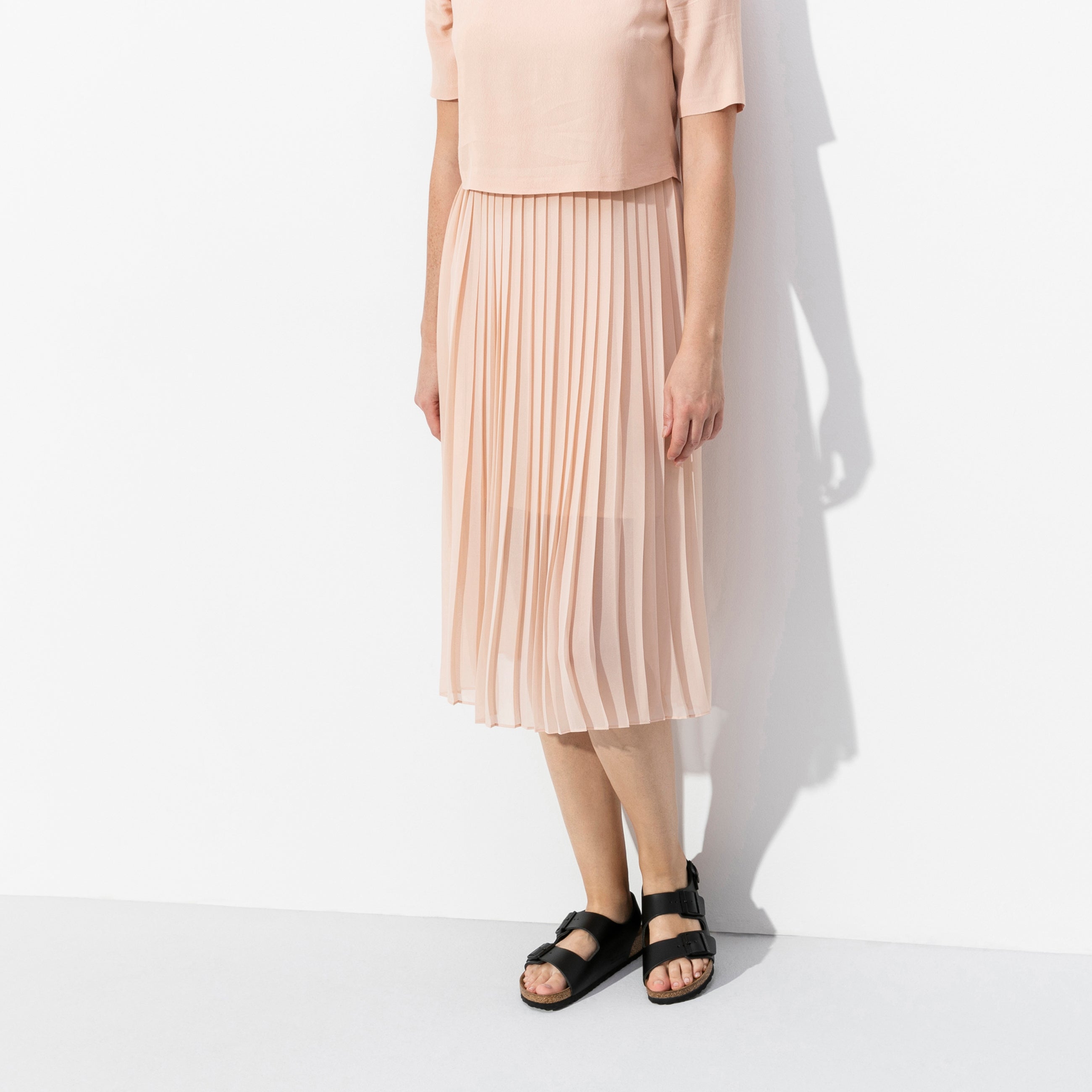 milano-black-smooth-leather-alt-2-034193-034191